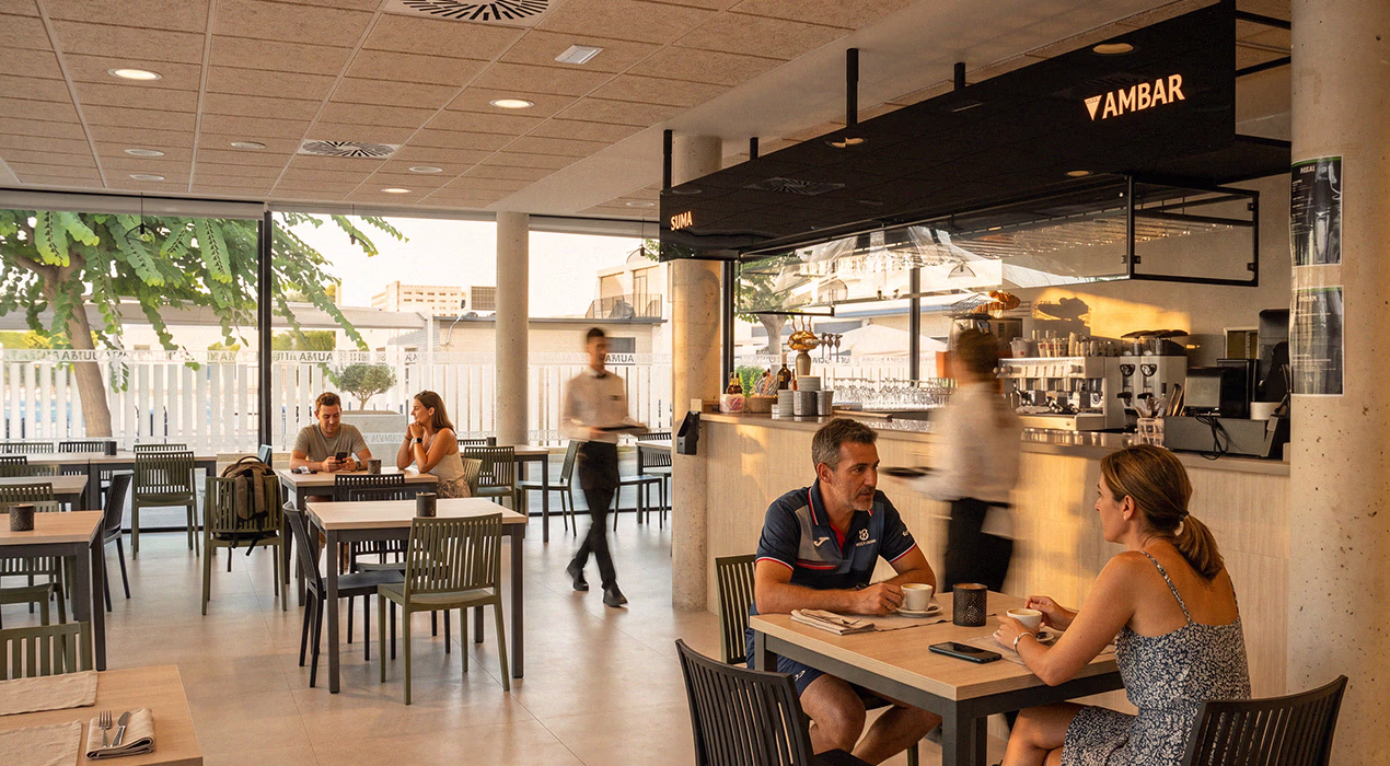 clases-padel-valencia-escuela-academia_suma-padel-club-alfafar_restaurante-cafeteria-bar_01